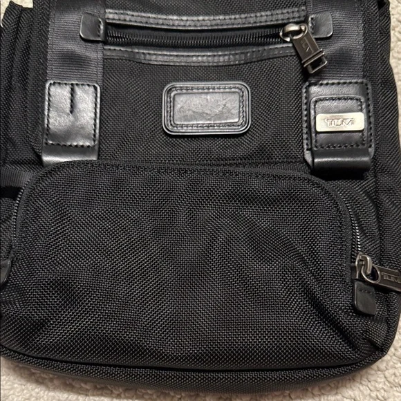 Tumi Black Messenger Bag - Picture 3 of 6